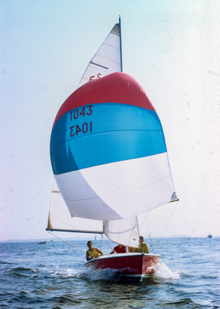 2_Image1_FlyingScot_1043